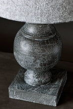 Load image into Gallery viewer, Annie Sloan Craqueleur Step 2

