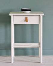 Load image into Gallery viewer, Old White Annie Sloan Chalk Paint®
