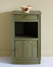 Load image into Gallery viewer, Olive Annie Sloan Chalk Paint®
