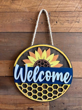 Load image into Gallery viewer, Spring DIY Door Hanger Workshop
